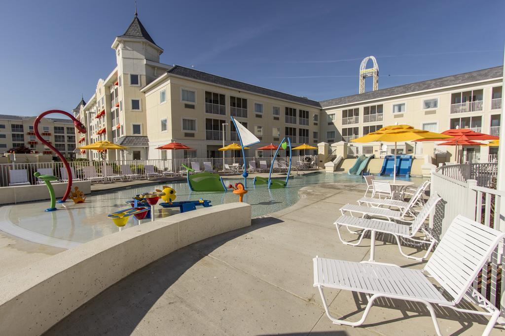 Cedar Point Hotel Breakers Sandusky Exterior photo