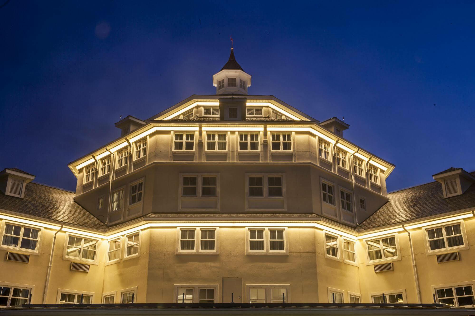 Cedar Point Hotel Breakers Sandusky Exterior photo